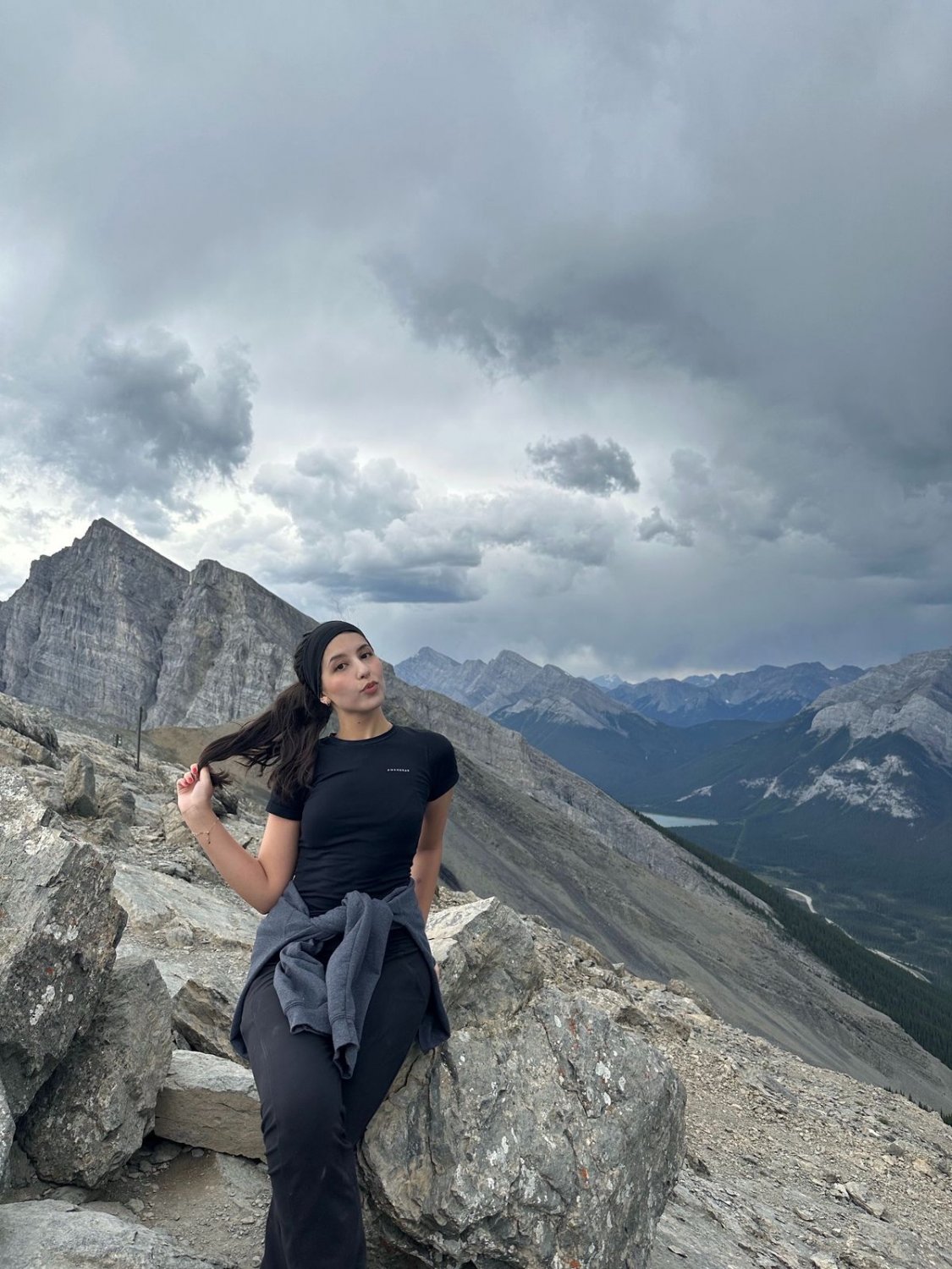 Deena Pakistani IRL from Calgary #kt2LRoBs